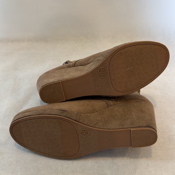 DV Dolce Vita Target Women's Taupe Booties Boots Lace Up Zipper Wedge Size 9.5 - Picture 12 of 13